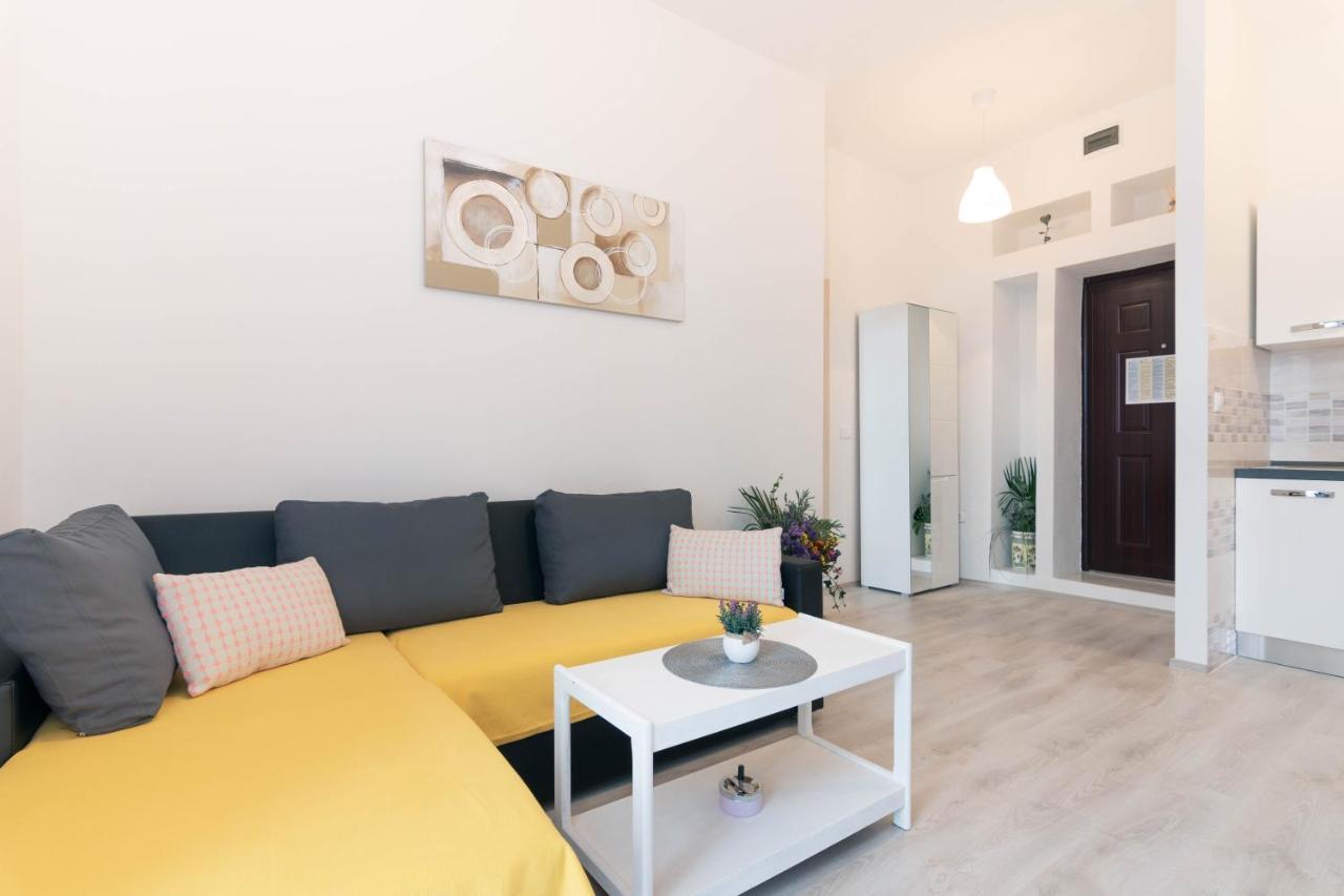 Apartment Ana Pula Bagian luar foto